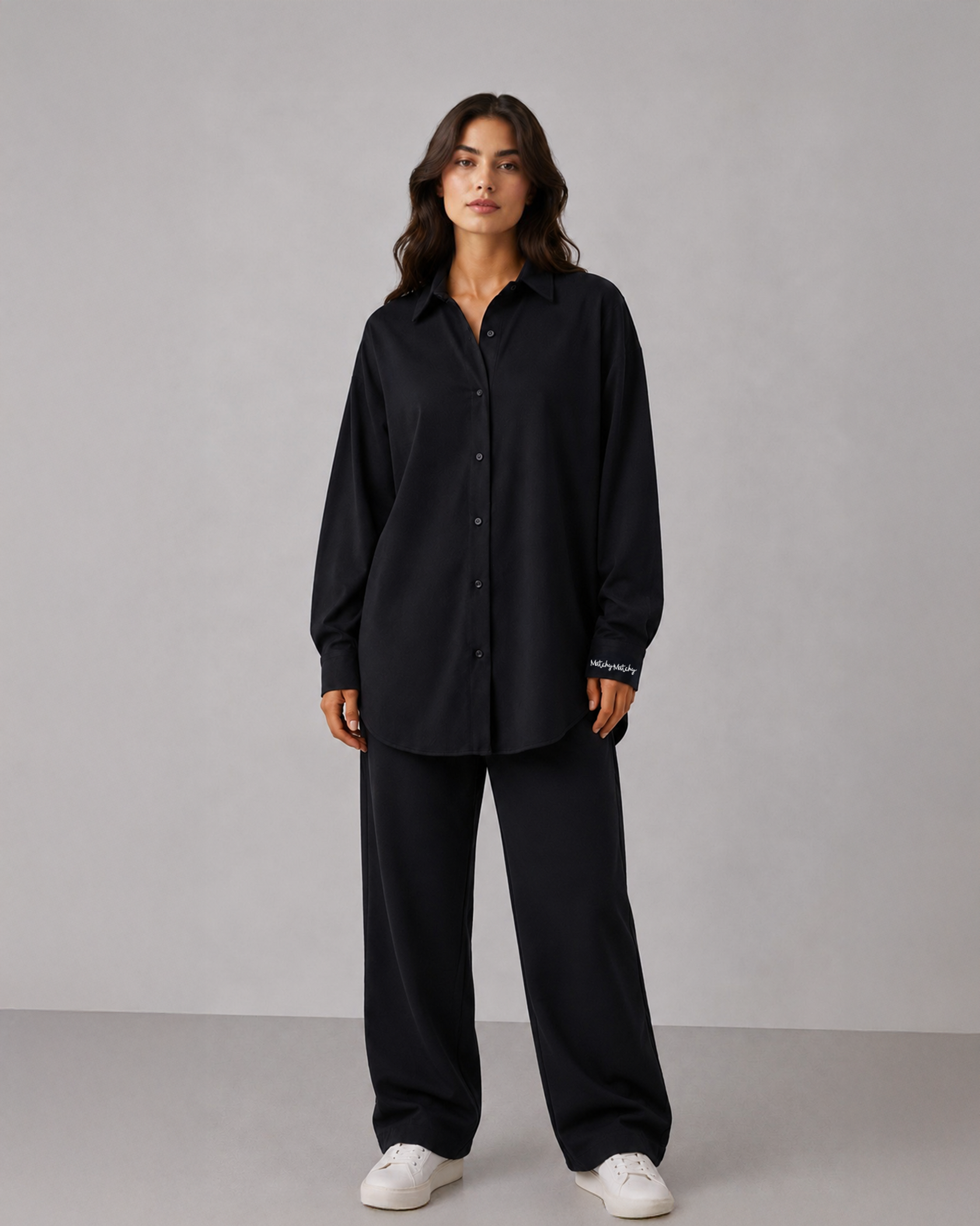Kadın Siyah Hafif Dokulu Gömlek Sweatpant Takım